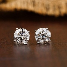 3Ct Round Cut Diamond