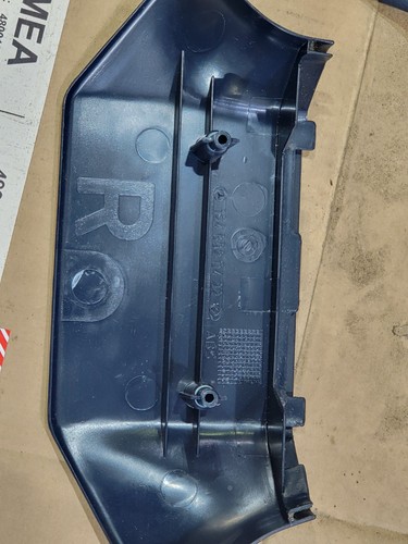Mercedes benz w124 - w124, b-pillar
