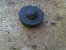 YAMAHA RD400 / RD350 / RD250 MIDDLE SEAT RUBBER, 1T4-24741-00 YR5 / DS7 LAST ONE