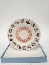 Wedgwood Alphabet Plate by Eric Ravilious 1937 in Box Brighton Museum