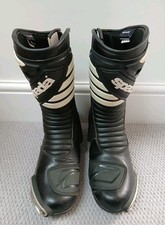 SPADA CURVE EVO ST-1 MOTORCYCLE BOOTS WATERPROOF SPORTS/RACE 42 UK 8 BLACK/WHT