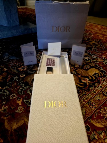 Dior nail varnish file - nail,