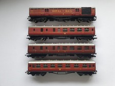 4 HORNBY LMS MAROON PASSENGER