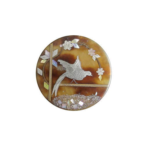 Antique button horn - -,