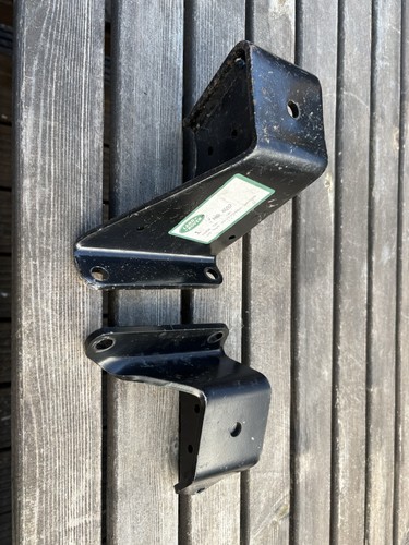 Land rover engine - v8, mounts