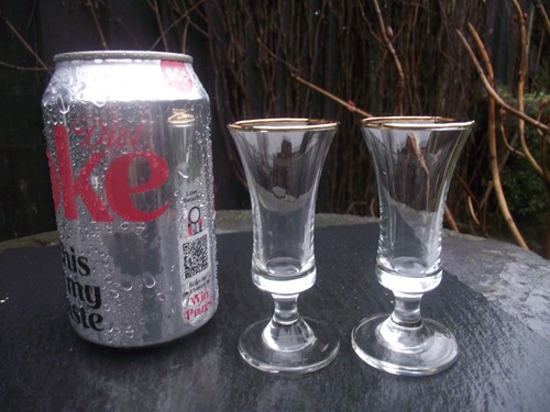 Vtg clear sherry liqueur - clear,