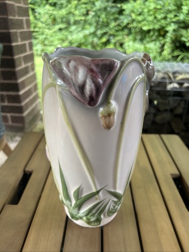 Ceramic vase with floral - with,