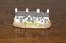 Lilliput Lane Old Blacksmiths