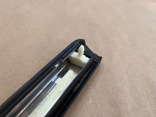Bmw e30 front fender - bmw, moulding