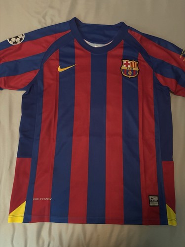 Ronaldinho barcelona jersey - 10,