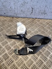 LEXUS IS 300H SEAT BELT REAR