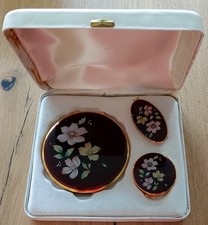 Vintage Boxed Set Kigu Powder