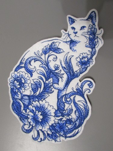 Delft blue cat embroidered - delft,