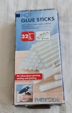 Parkside Hot Glue Sticks Set Of 32 200mmx11mm UNUSED,NEW,BOX WEAR