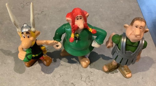 Vintage asterix hard plastic - vintage,