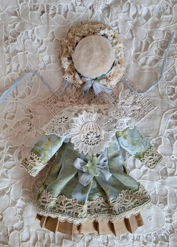 Handmade lace dress bonnet - lace,