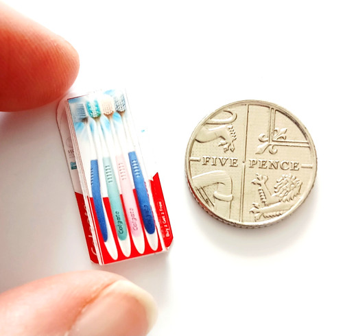 Dolls house miniature - miniature, 1:12