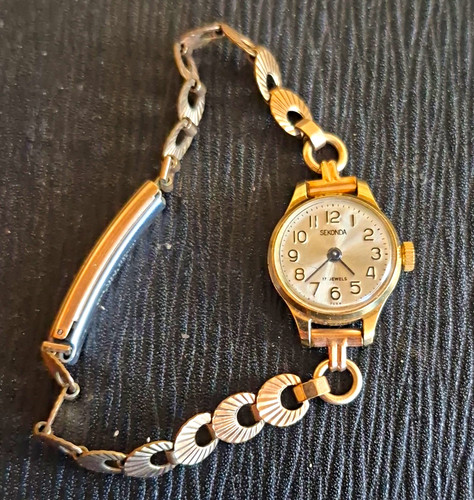 Vintage women sekonda - vintage,