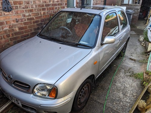 Nissan micra k11 manual - 1.0,