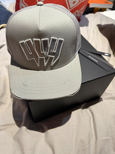 Yelir grey mesh trucker hat - grey,