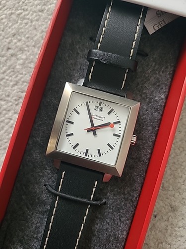 Mondaine evo square quartz - mondaine,