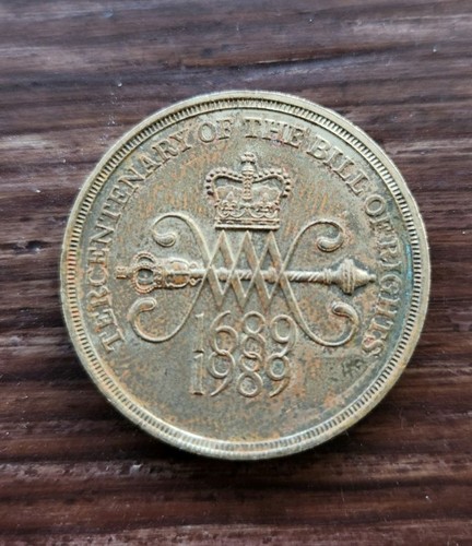 Pound coin 1689 1989 - 2,