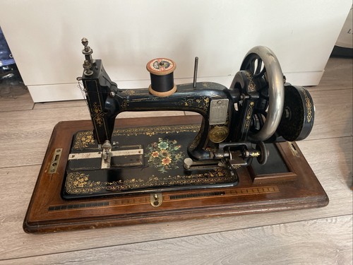 Harris vintage sewing - 9h,