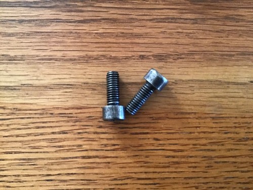 Genuine thule fitting spare - 2x,