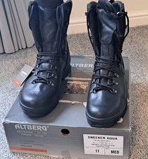 Altberg Sneeker Aqua Black Leather Boots, Size 11 UK– New with Box, £135
