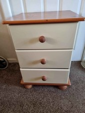 Farm House Style Draws Small