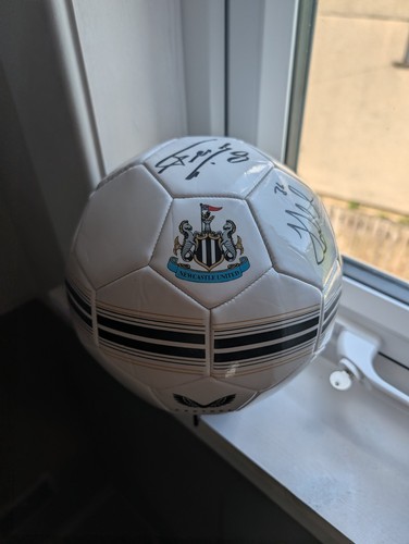 Signed newcastle united - newcastle, ball