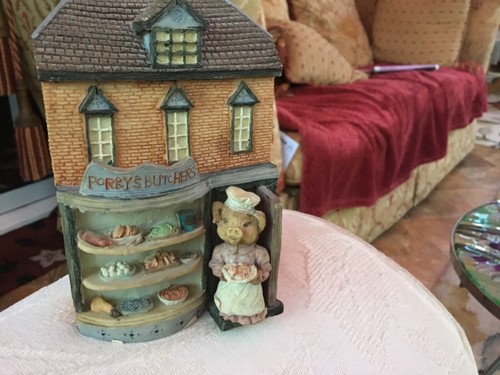 Porky pig butchers - pig, shop