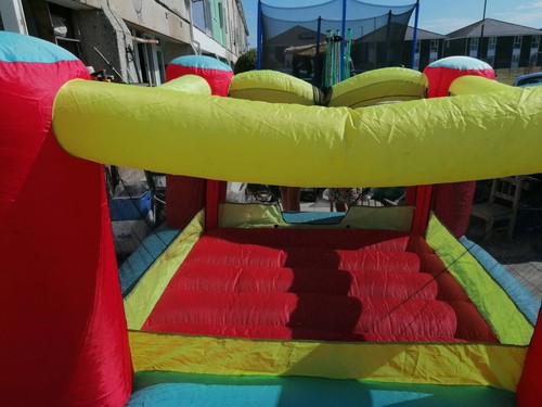 Bouncy castle inflatable - bouncy,