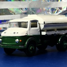 Metosul Portugal Mercedes Benz Lorry Green & White Sacor Petrol Fuel Tanker 28