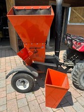 Bearcat wood chipper