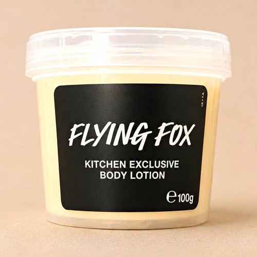 Lush flying fox - flying, kitchen