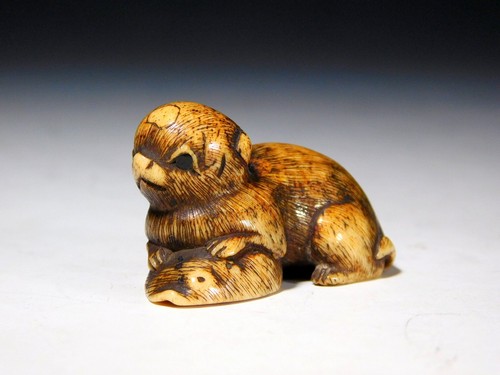 Dog design fine carving antler - dog,