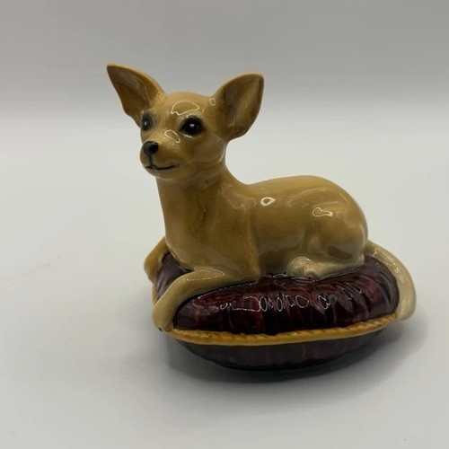 Beswick chihuahua dog - chihuahua, on