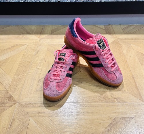 Adidas suede gazelle pink and - pink,
