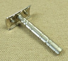 RARE: 1930's "SHAVEX" SAFETY RAZOR DE, Made in England - Satin Nickel & Chrome