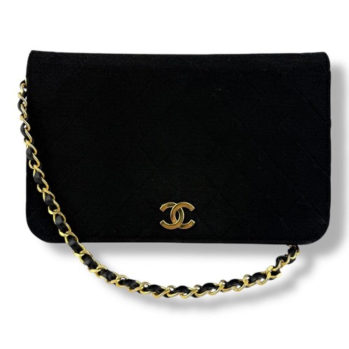 Chanel black push - cc,