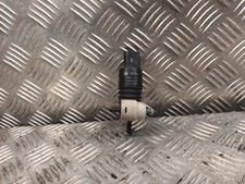 Vauxhall Astra Design 2004-2009 WINDSCREEN WASHER PUMP 13250357