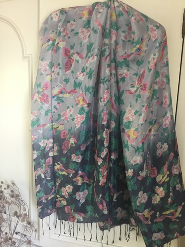 Sahara silk scarf birds grey - birds,