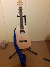 Baritone Ukulele
