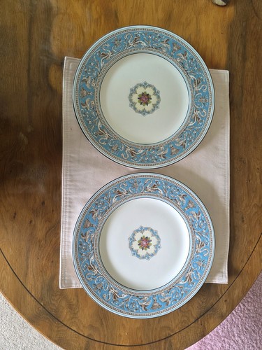 Wedgewood dinner plates - wedgewood,