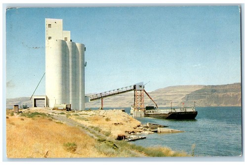 C1950 barge columbia - barge, on