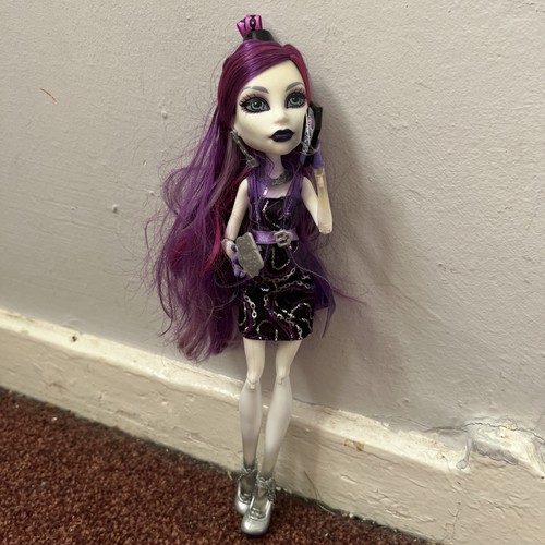 Monster high doll - high, ghouls