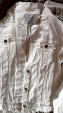 brand new no tags missing three buttons white denim Jacket, pockets, 6
