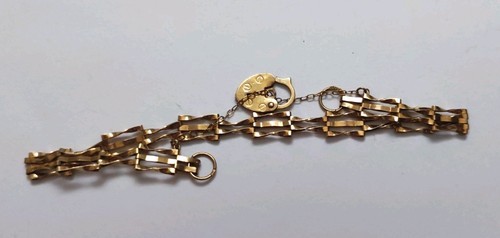 9ct gold bar gate chain - 9ct, 3-bar