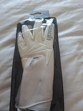 Reusch Attrakt Gold X